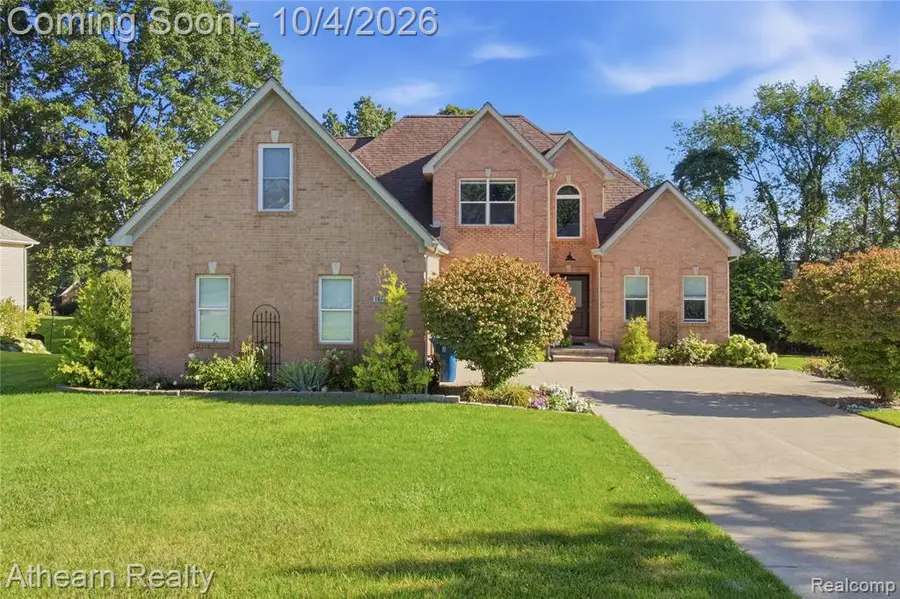 16189 Hill Forest, Linden, MI 48451 - #2