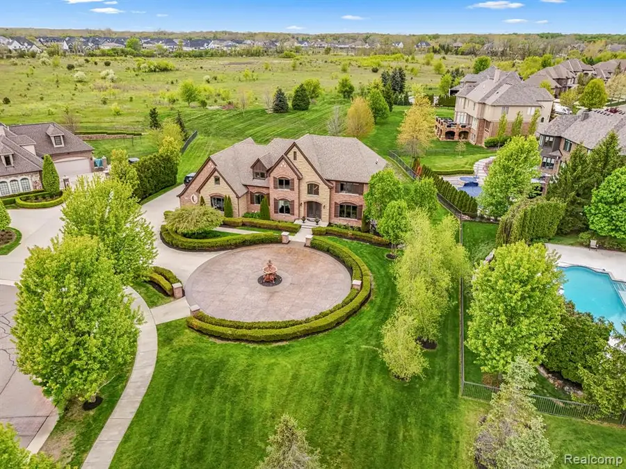 48892 Barola, Northville, MI 48167 - #2