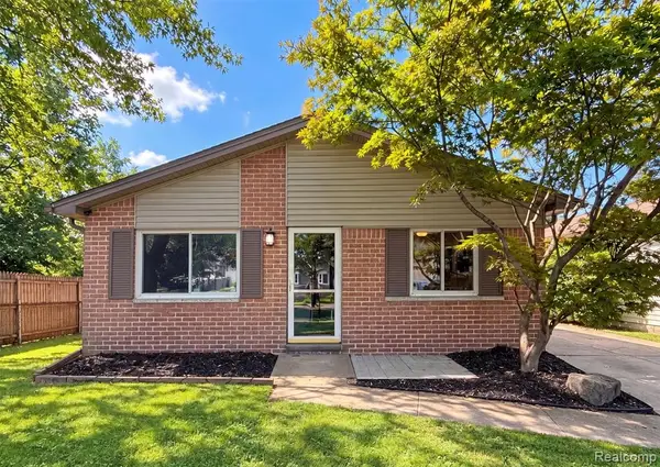 16108 Ziegler, Taylor, MI 48180