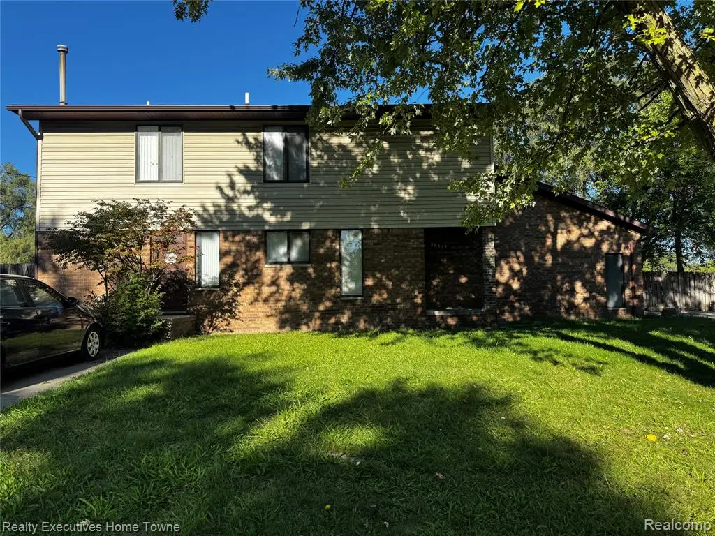 38615 Meadowdale, Clinton Township, MI 48036 - #1