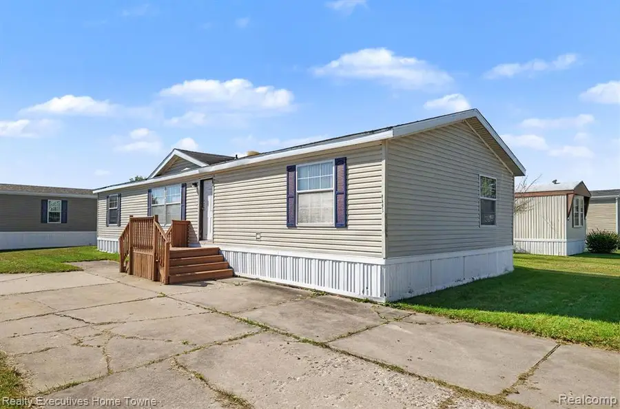 9893 Eastwinds, Fair Haven, MI 48023 - #3