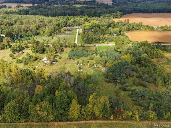 12749 Yale, Brockway, MI 48097