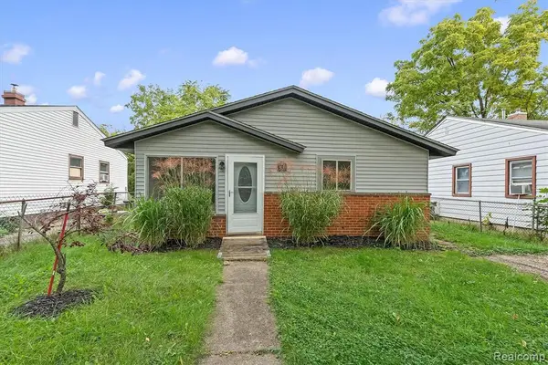 41 E Sheffield, Pontiac, MI 48340