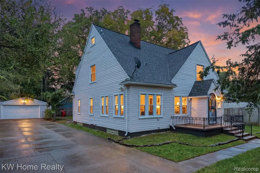 21130 Seminole, Southfield, MI 48033 - #1