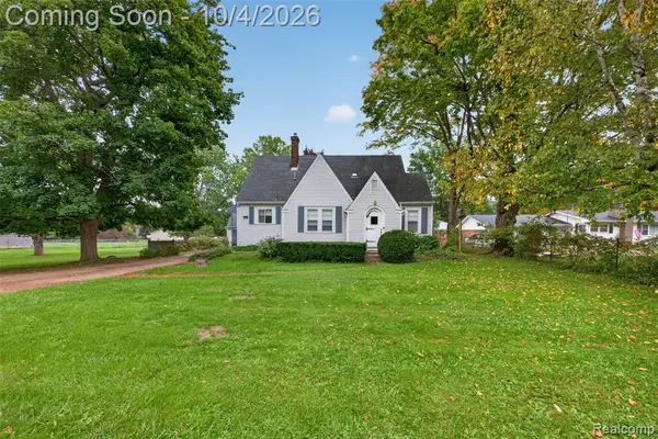 1421 Munson, Burton, MI 48509