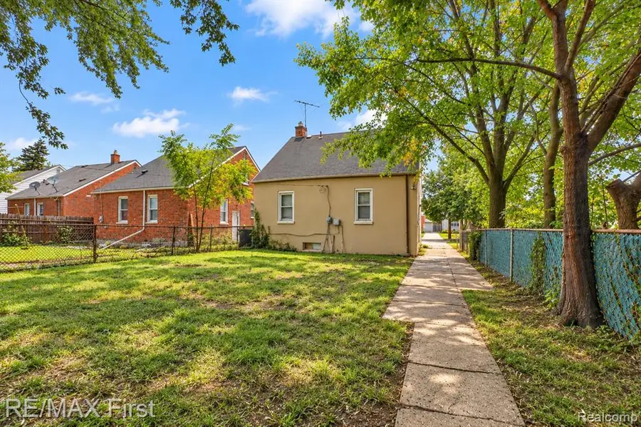 7381 Minock, Detroit, MI 48228 - #3