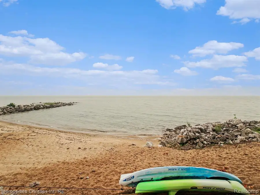 1011 Beach #10, Harbor Springs, MI 49740 - #2
