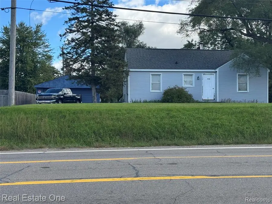 1532 Crescent Lake, Waterford, MI 48327 - #2