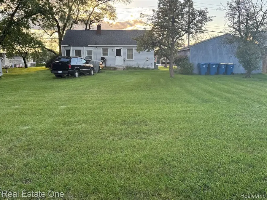 1532 Crescent Lake, Waterford, MI 48327 - #3