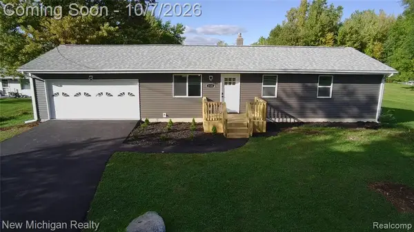 8126 Corunna, Flint, MI 