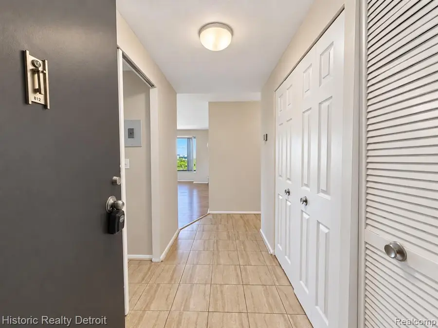 1300 E Lafayette #812, Detroit, MI 48207 - #2