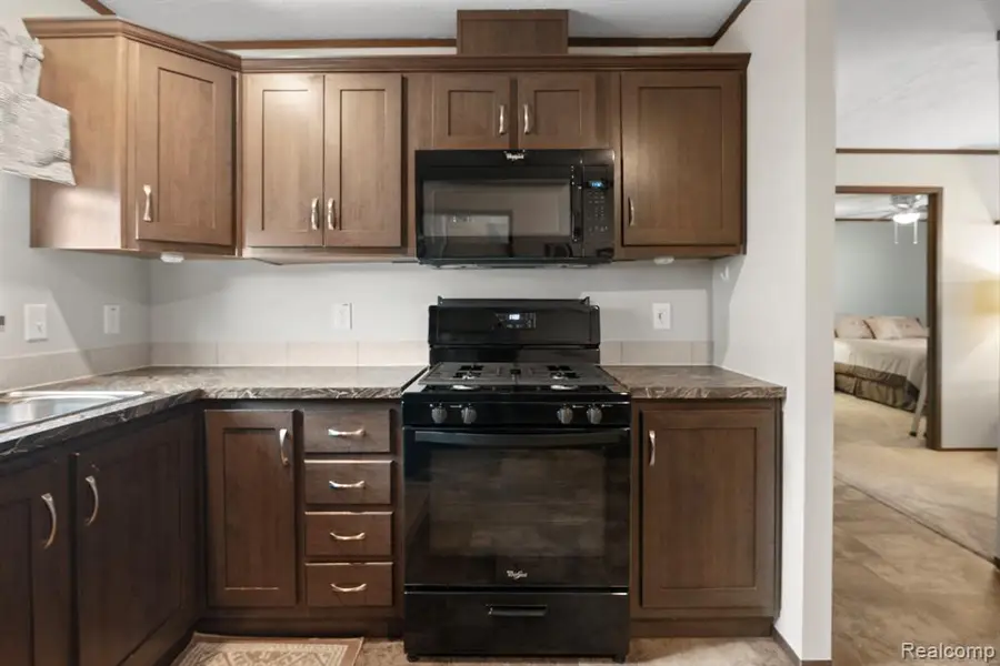 303 Toucan, Rochester Hills, MI 48309 - #3