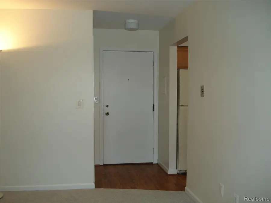30445 W Fourteen Mile #55, Farmington Hills, MI 48334 - #2