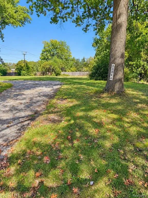 23846 Lillian, Brownstown, MI 48183 - #3