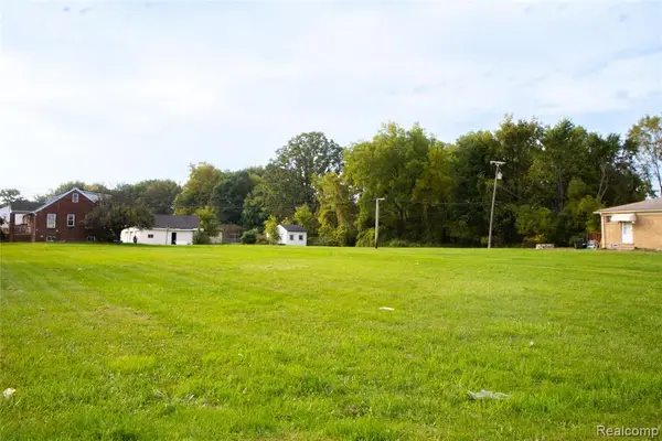 33925 Mound, Sterling Heights, MI 48310