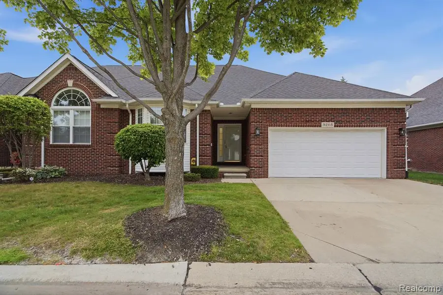 3265 Galaxy, Sterling Heights, MI 48314 - #2