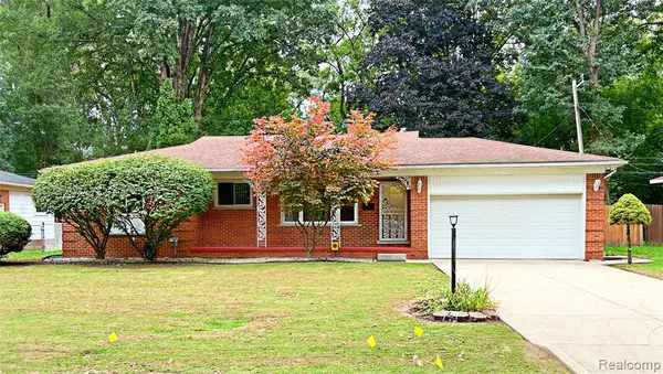 19649 Greenwald Greenwald, Southfield, MI 48075