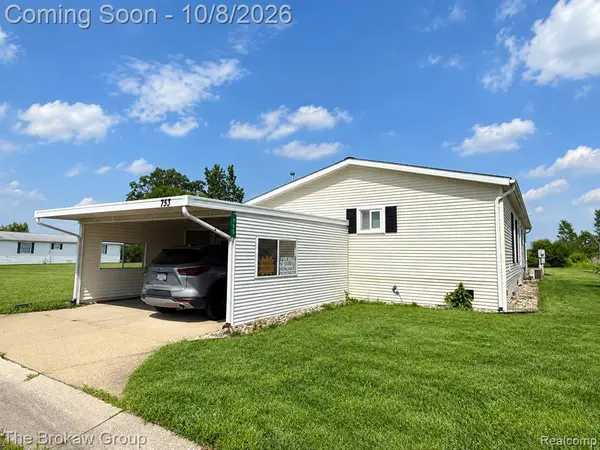 753 Hawick, Mount Morris, MI 48458