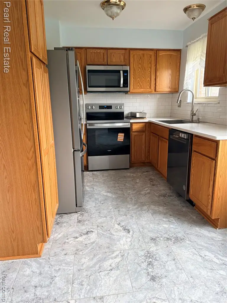 23641 Haig, Taylor, MI 48180 - #3