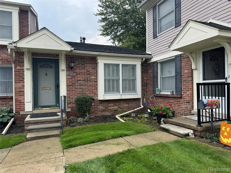 10110 Great Oaks Circle #178, Clinton Township, MI 48036 - #2