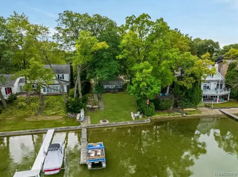 4324 S Shore, Waterford, MI  - #2