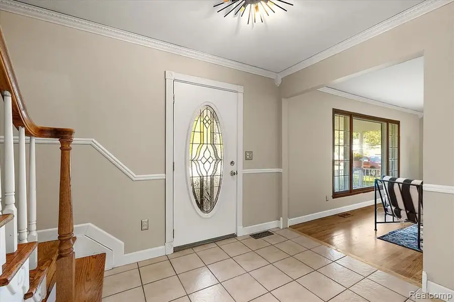 15557 Alpine, Livonia, MI 48154 - #3