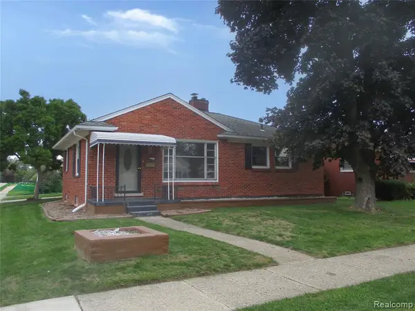17905 Toepfer, Eastpointe, MI 48021