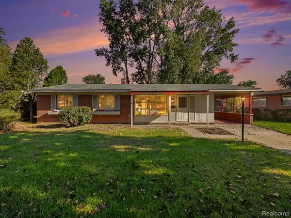 34140 Birchwood, Westland, MI 48186