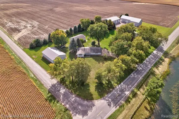 9960 E Curtis, Frankenmuth, MI 48734