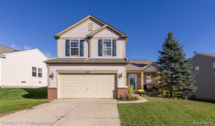 858 Canyon Creek, Holly, MI 48442 - #2