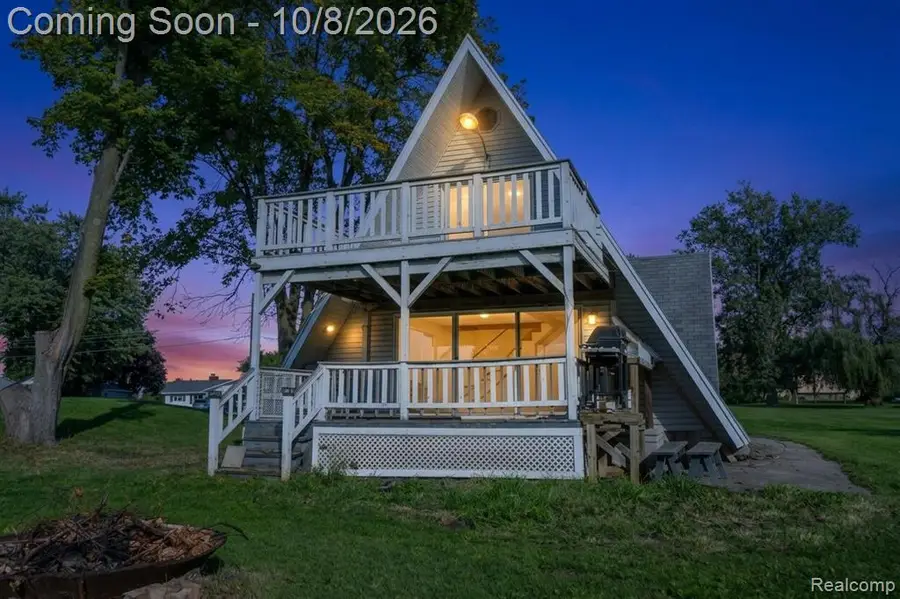 806 Oak Hills, Brooklyn, MI 49230 - #2
