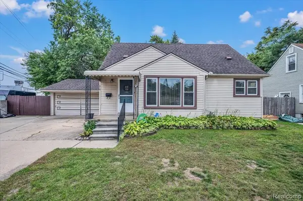 219 Adams, Ferndale, MI 48220