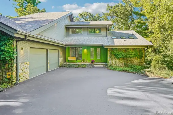 7389 Oak Forest, Clarkston, MI 48346