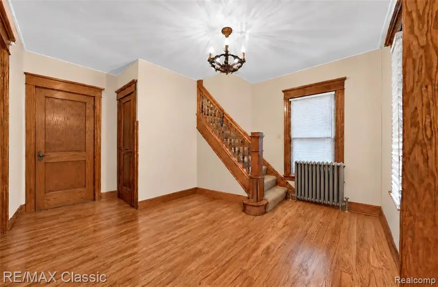 332 Broadway, Davisburg, MI 48350 - #2