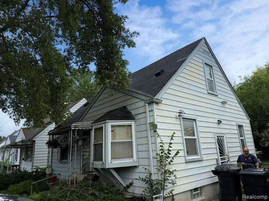 8252 Heyden, Detroit, MI 48228 - #2
