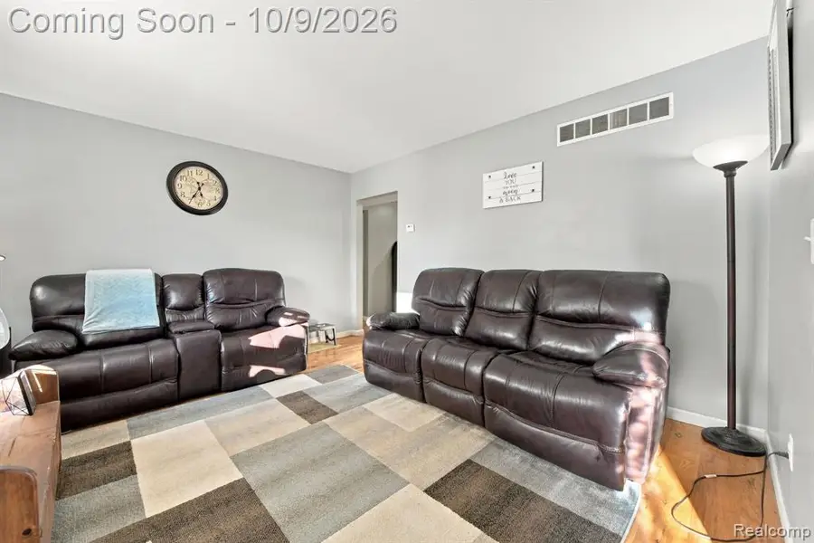 5735 Huron, Dearborn Heights, MI 48125 - #2