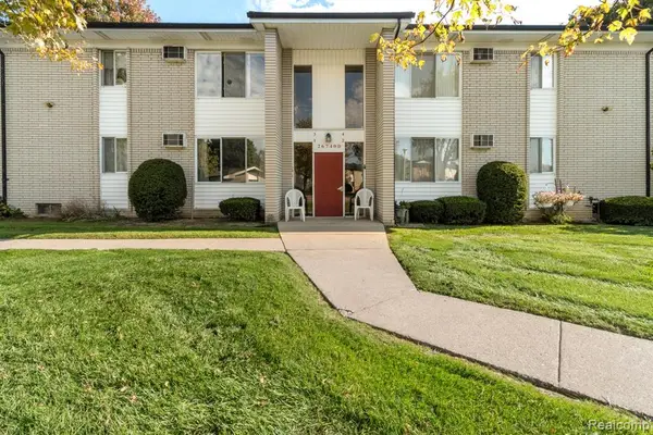 26740 Joy #D1, Redford, MI 48239