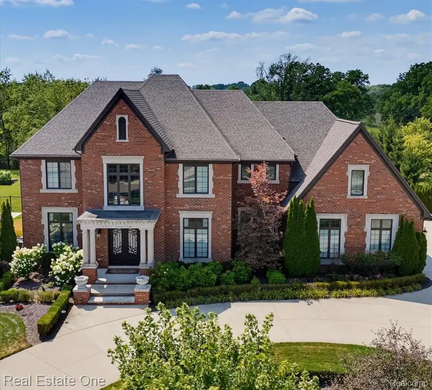 47103 Timber Lane, Northville, MI 48167 - #2