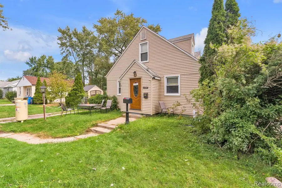 5664 Fenton, Dearborn Heights, MI 48127 - #2