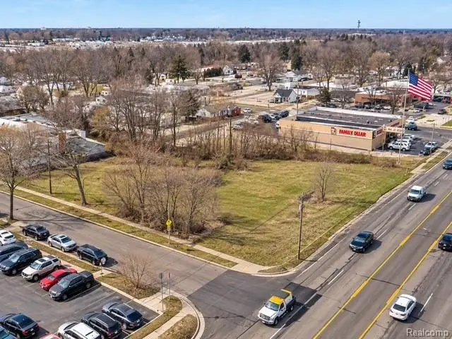 10854 Allen, Taylor, MI 48180 - #2