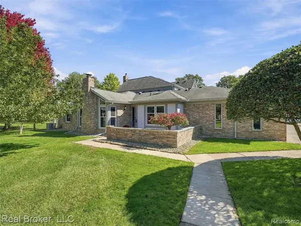 14745 Mystic, Shelby Twp, MI 48315