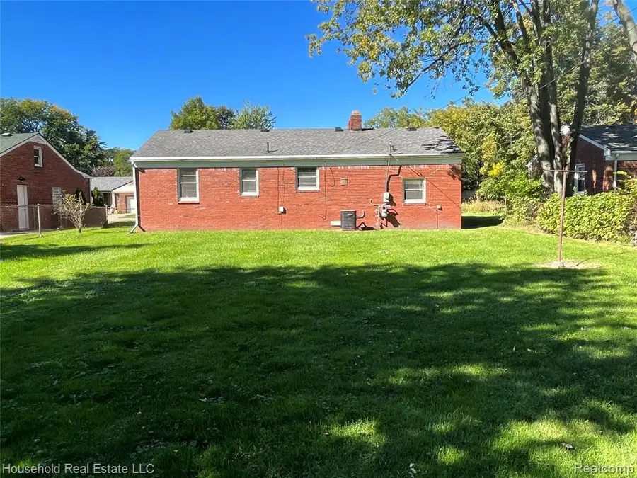 28400 Ursuline, Saint Clair Shores, MI 48081 - #3