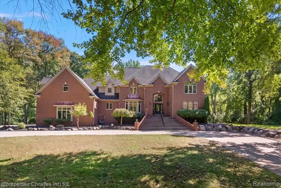 6986 Montgomery, Shelby, MI 48316 - #2