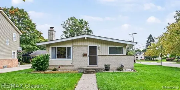 43798 Dorisa, Northville, MI 48167
