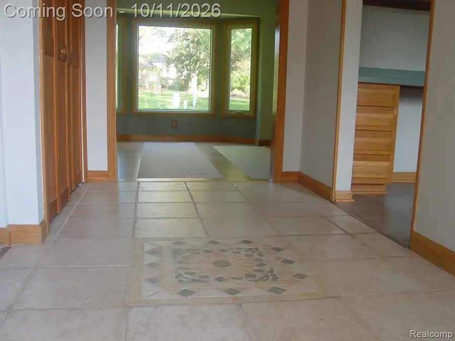 35238 Vargo, Livonia, MI 48152 - #2