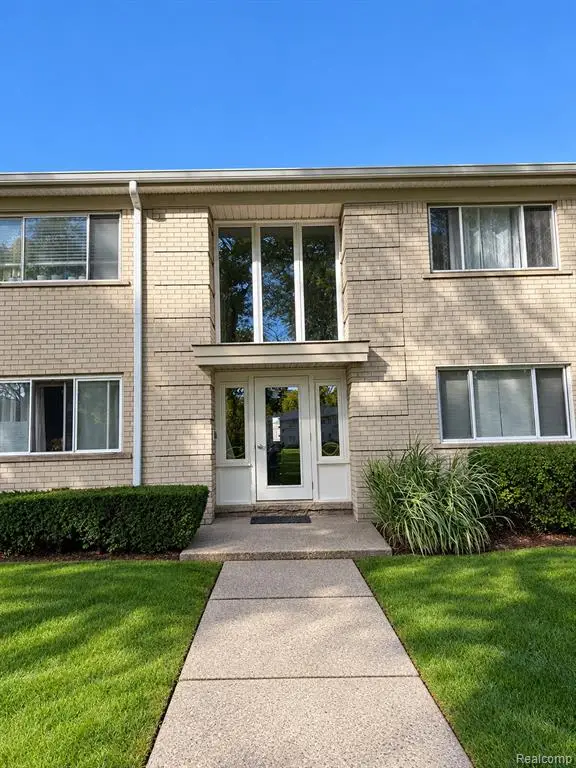 4113 Telegraph #216, Bloomfield Hills, MI 48302 - #2