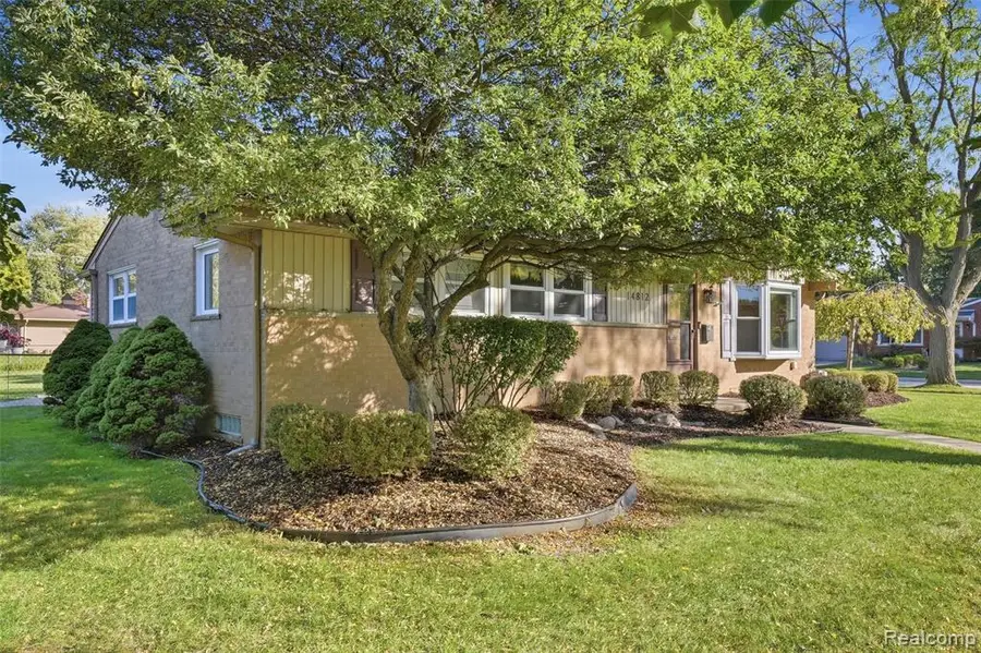 14812 Fairway, Livonia, MI 48154 - #3