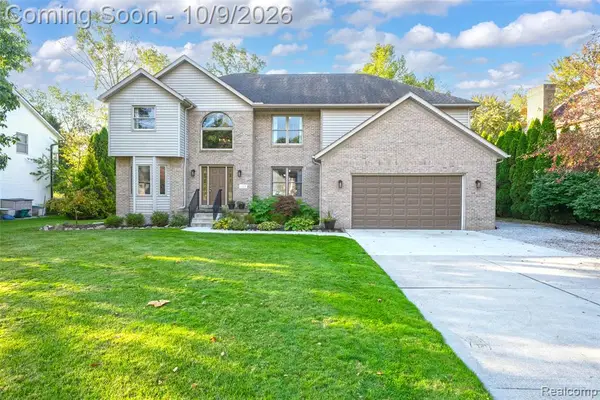 1165 Joanwood, Marysville, MI 48040