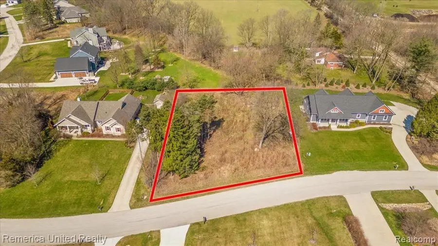 10512 Oak Forest, South Lyon, MI 48178 - #2