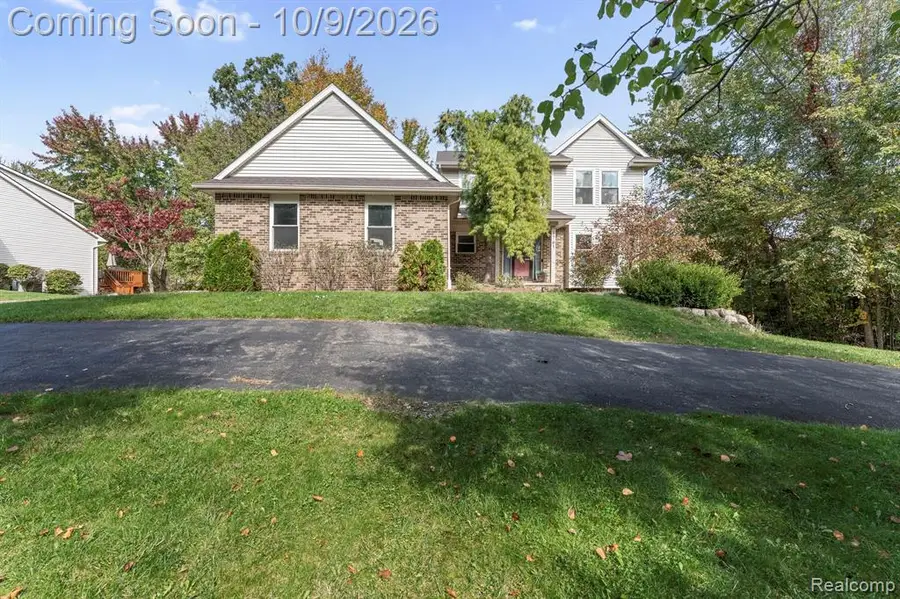1761 Spruce, Commerce Township, MI 48390 - #2